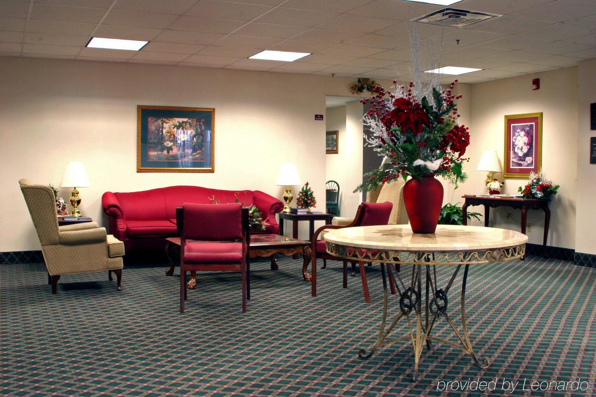 Collins Inn & Suites Interior foto